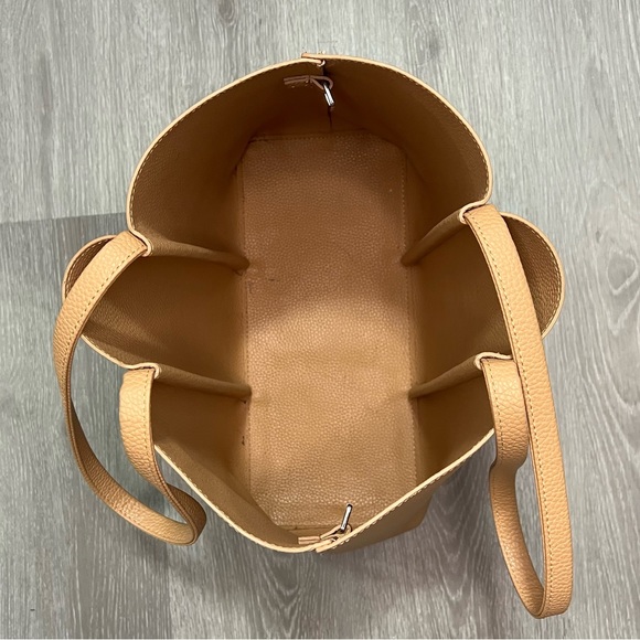 MATT & NAT - HYDE Light pink tote bag w/ laptop sleeve - Picture 6 of 12